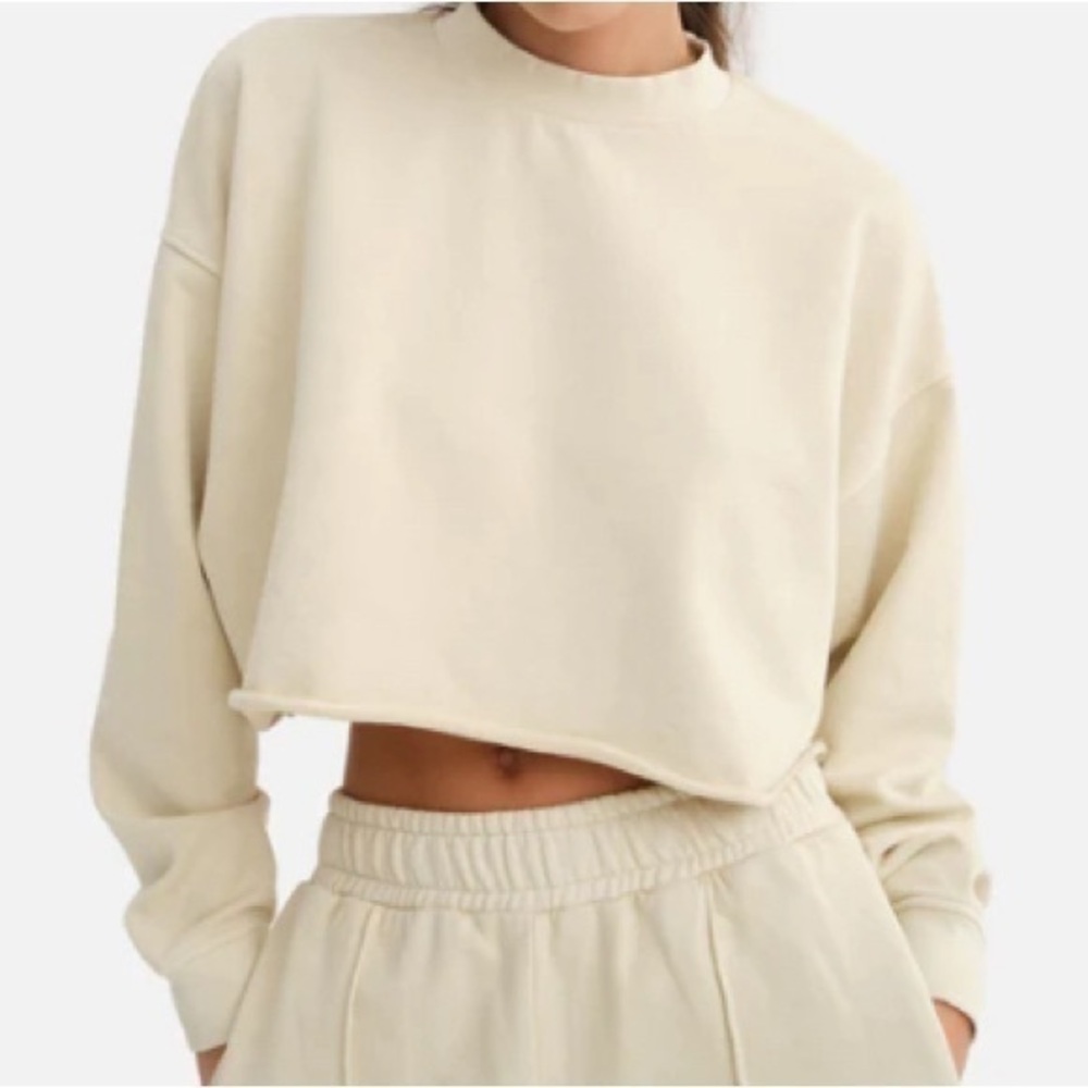 cropped sweatshirt neutral tone long sleeve
